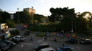 Un pescado frito frente al Caribe, primer deseo de un excarcelado venezolano