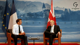 Boris Johnson afirma en sus memorias que Macron quer&iacute;a castigar al Reino Unido por el Brexit