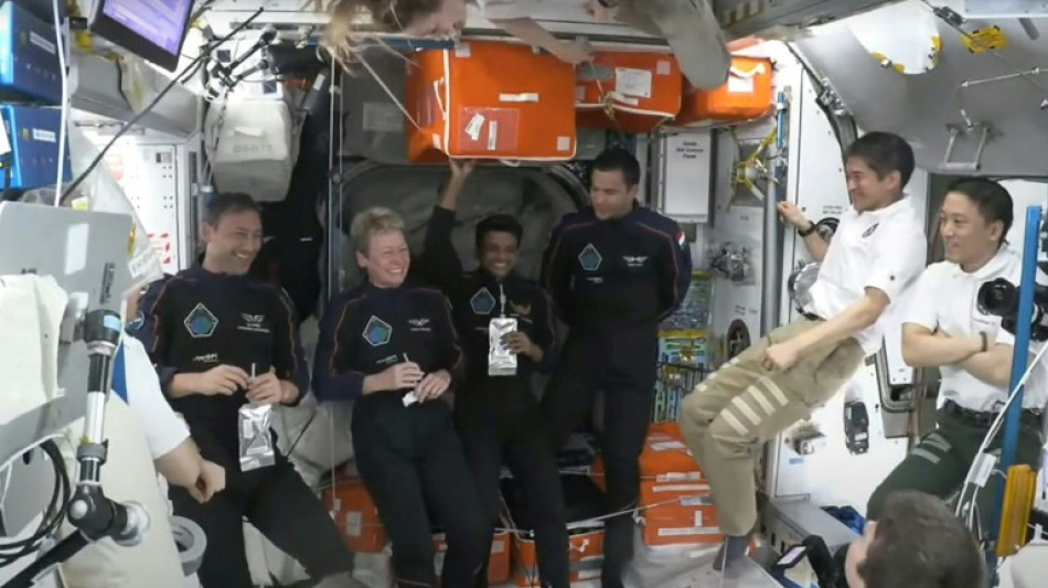 Astronautas de India, Polonia, Hungría y EEUU regresan a la tierra en cápsula de SpaceX