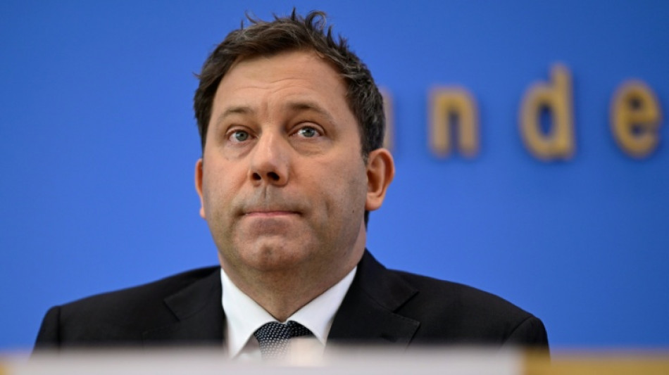 Haushalt 2027: Rekordinvestitionen und hohe Neuschulden - Fokus auf Verteidigung