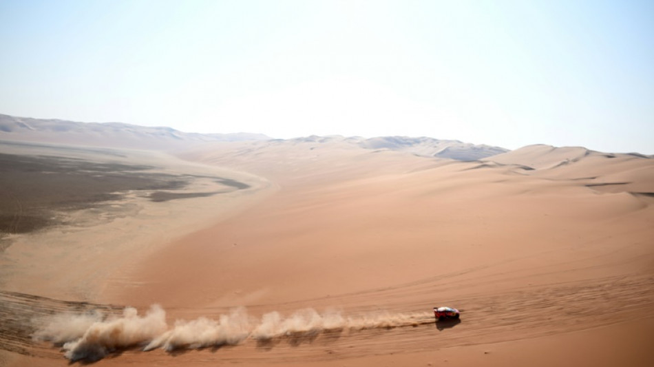 Dakar 2023: nouvelle victoire et 2e place au g&eacute;n&eacute;ral pour Loeb, duel toujours serr&eacute; en moto