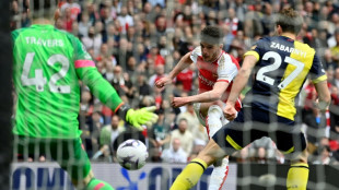 Angleterre: Arsenal au taquet, Burnley quasiment rel&eacute;gu&eacute;