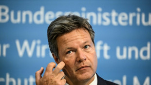 Auch Oberverwaltungsgericht best&auml;tigt Verbot von neuem inszenierten Habeck-Prozess