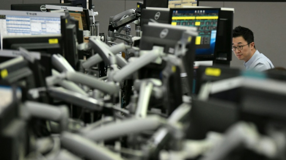 Markets mostly rise as stong US jobs data ease economy worries