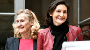Macron recentra su gobierno en Francia y cambia a la cuestionada ministra de Educaci&oacute;n