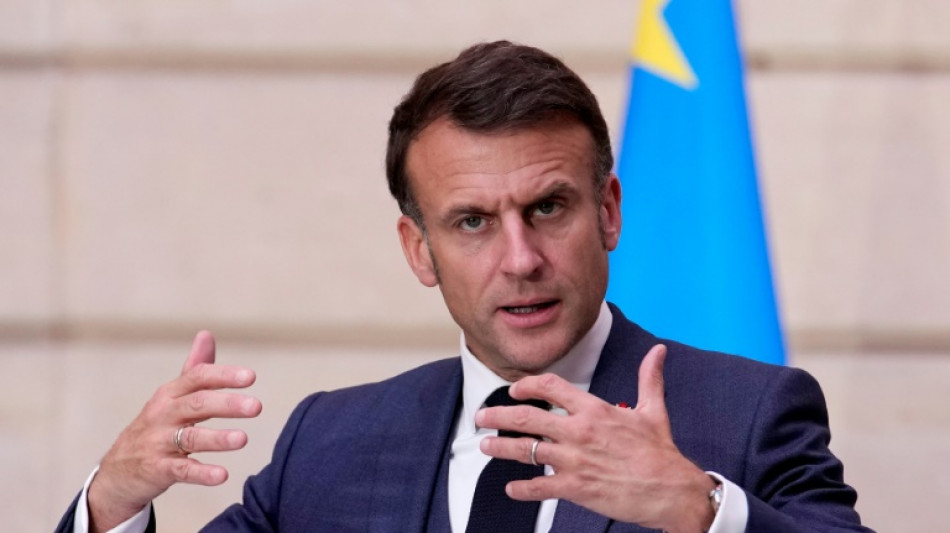 Macron d&eacute;taille son plan pour &eacute;viter une mort "brutale" &agrave; l'Europe et assume sa position sur les troupes en Ukraine