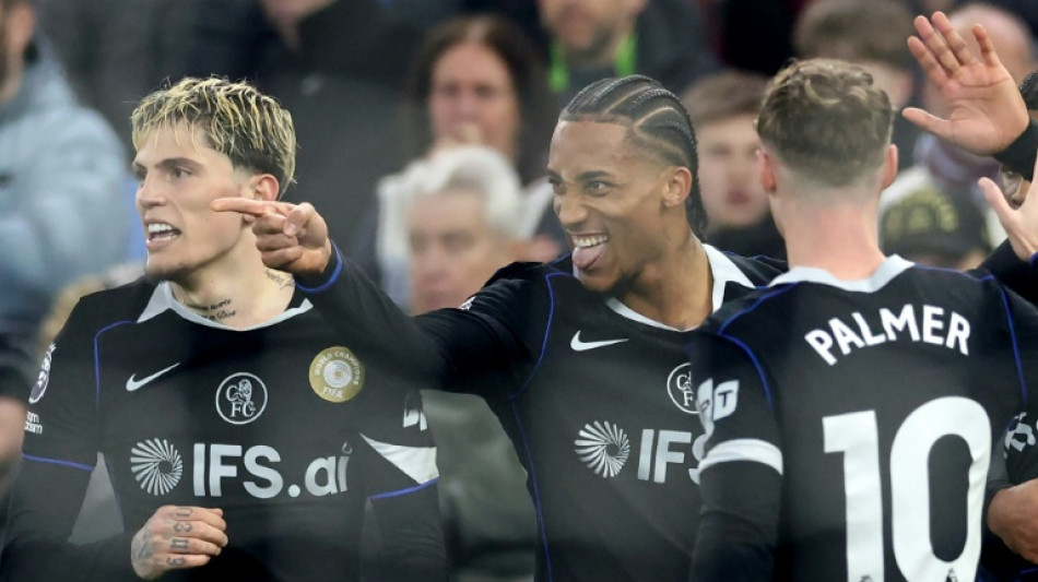 Em grande fase, Jo&atilde;o Pedro tem miss&atilde;o de liderar virada do Chelsea contra PSG na Champions