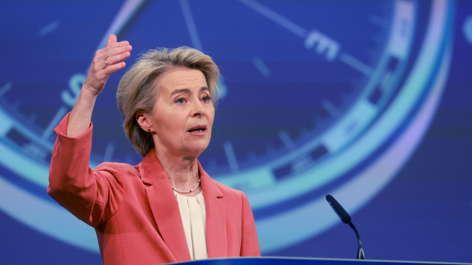 Von der Leyen, 'se colpita dai dazi l'Ue risponder&agrave;'