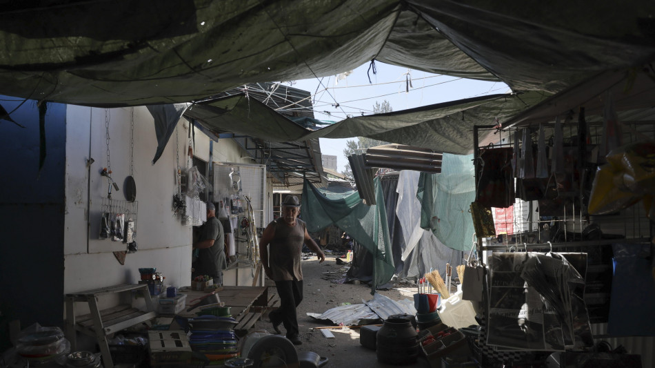 Kiev, 'raid russo su un mercato a Nikopol, 5 morti e 19 feriti'