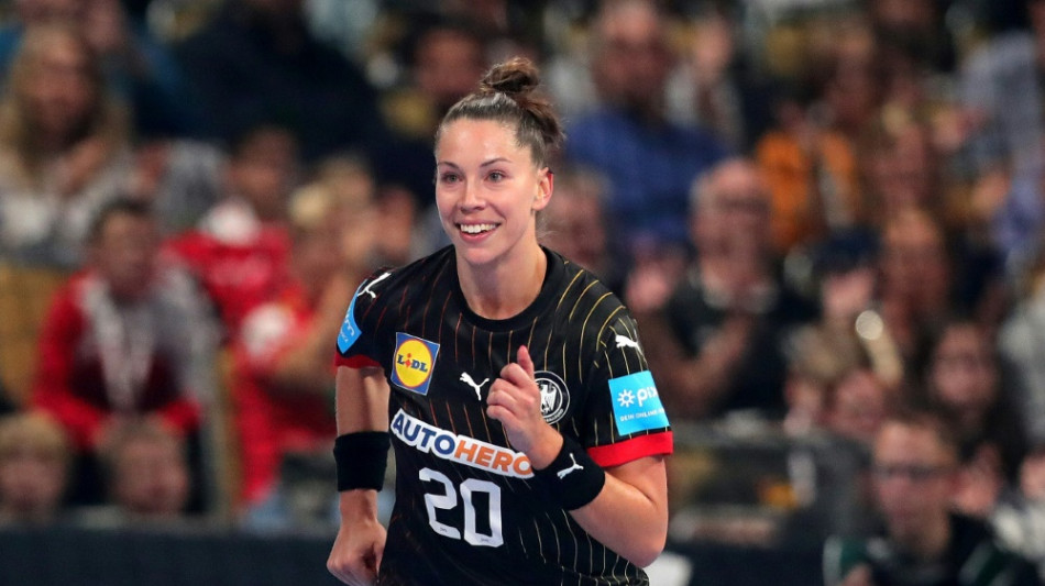"Gerannt wie verr&uuml;ckt": DHB-Frauen deklassieren Slowakei