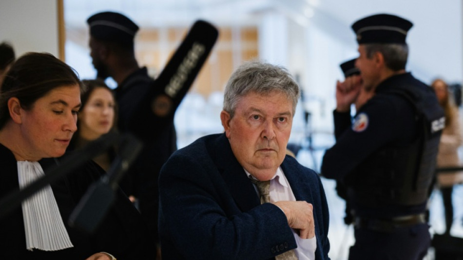 "La lumi&egrave;re n'est jamais venue": au proc&egrave;s Lafarge, une cimenterie dans le chaos syrien