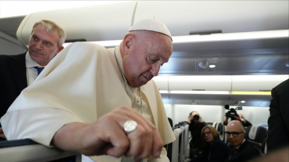 El papa inicia en Indonesia una larga gira por Asia y Ocean&iacute;a