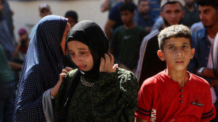 Israel bombardea Gaza, Ir&aacute;n lo acusa de tratar de "extender" la guerra
