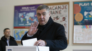 Saliente Milanovic gana en primera vuelta elecci&oacute;n presidencial en Croacia, seg&uacute;n sondeo