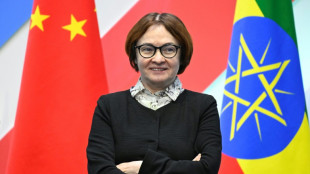 Banco Central ruso eleva tasa de inter&eacute;s al 21%, su mayor nivel desde 2003