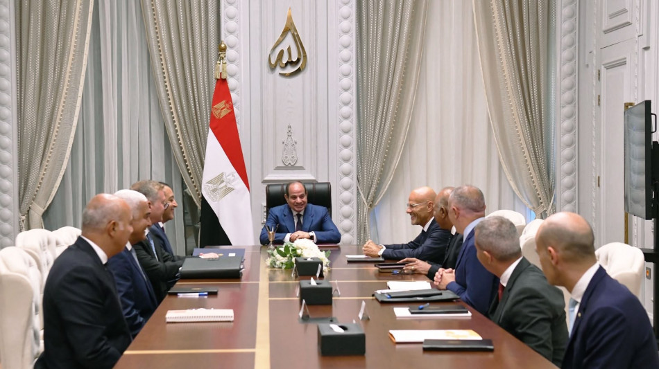 Descalzi incontra al-Sisi, colloqui sugli impegni di Eni in Egitto