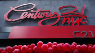 Remise du Covid, New York rouvre son magasin embl&eacute;matique de v&ecirc;tements de marques &agrave; prix r&eacute;duits