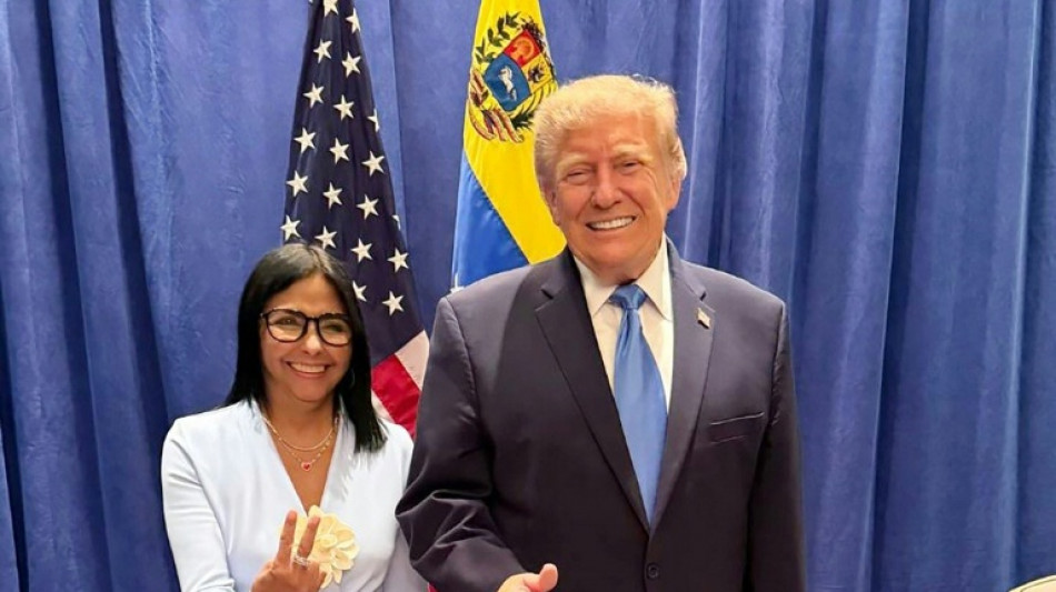 Trump se reuniu com a presidente interina da Venezuela em Nova York