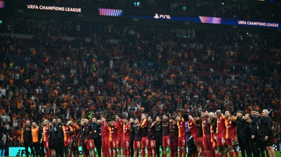 Liverpool perde para Galatasaray (1-0) na Turquia pela Champions
