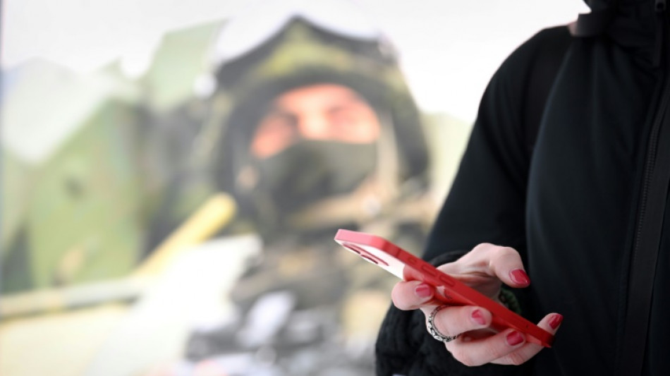 La l&iacute;der de un grupo de mujeres que reclama el regreso de los soldados de Ucrania suspende su lucha