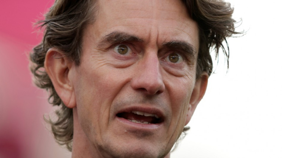 Solanke surgery leaves Spurs struggling for strikers