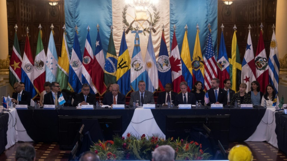 Blinken promete millones a Am&eacute;rica Latina y sanciones a alentar "migraci&oacute;n irregular"