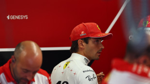 Gp Monza fermo e piloti ai box, Leclerc al centro medico per i controlli