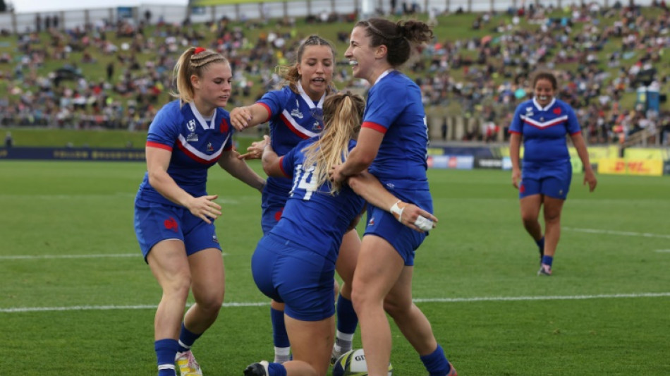 Mondial f&eacute;minin de rugby: les Bleues s'envolent en demi-finale gr&acirc;ce &agrave; un tripl&eacute; de Grisez 