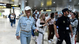 Most Spanish women footballers agree to play after deal, Leon, Guijarro leave