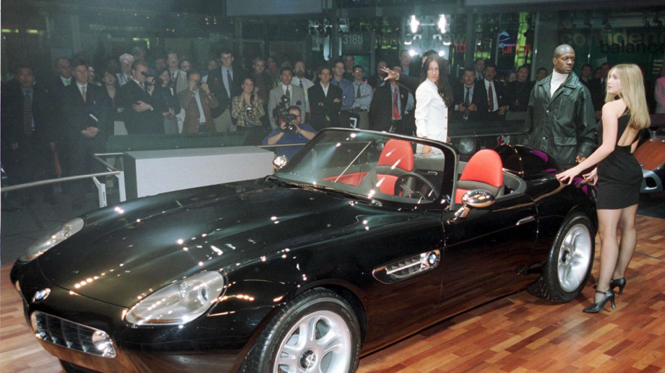 In Usa si comprano auto prima dei dazi, vendite dettaglio +1,4%