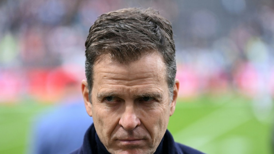 Bierhoff: Viele Profis "haben keinen &Uuml;berblick"