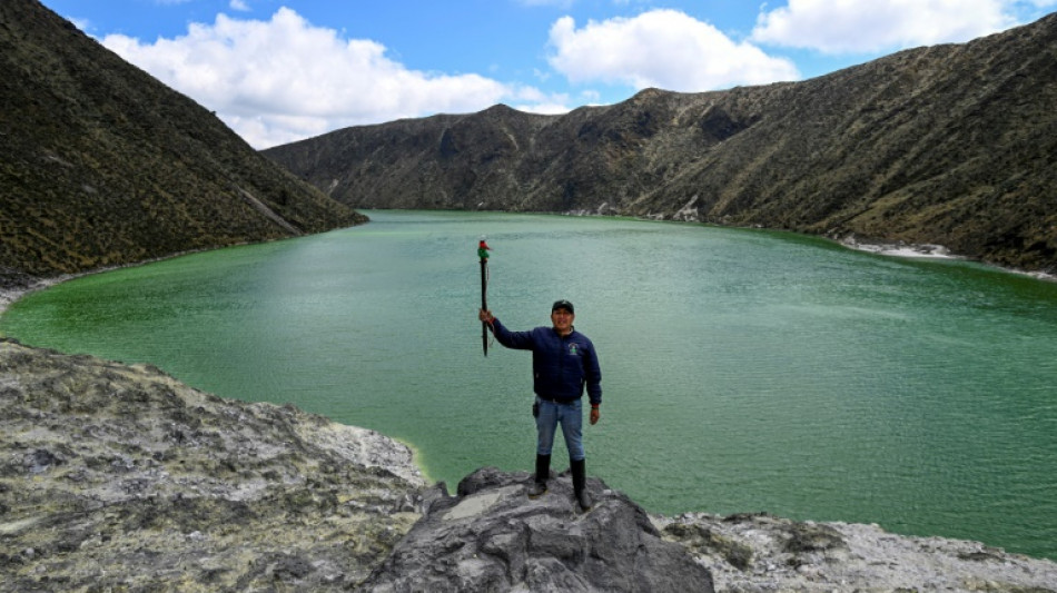 En Colombia, un volc&aacute;n prohibido y sus guardianes ind&iacute;genas