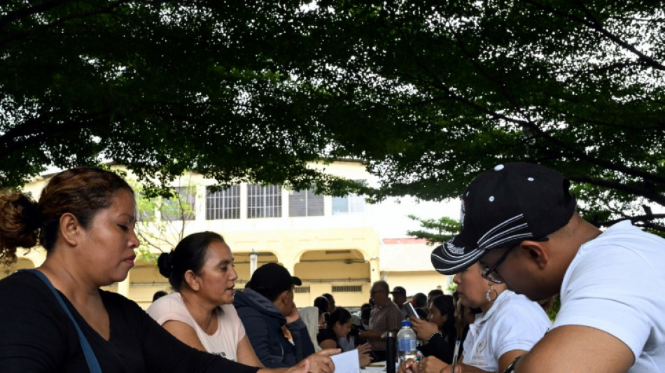 Oeneg&eacute;s denuncian en la CIDH 530 casos de violaciones de los derechos humanos en El Salvador