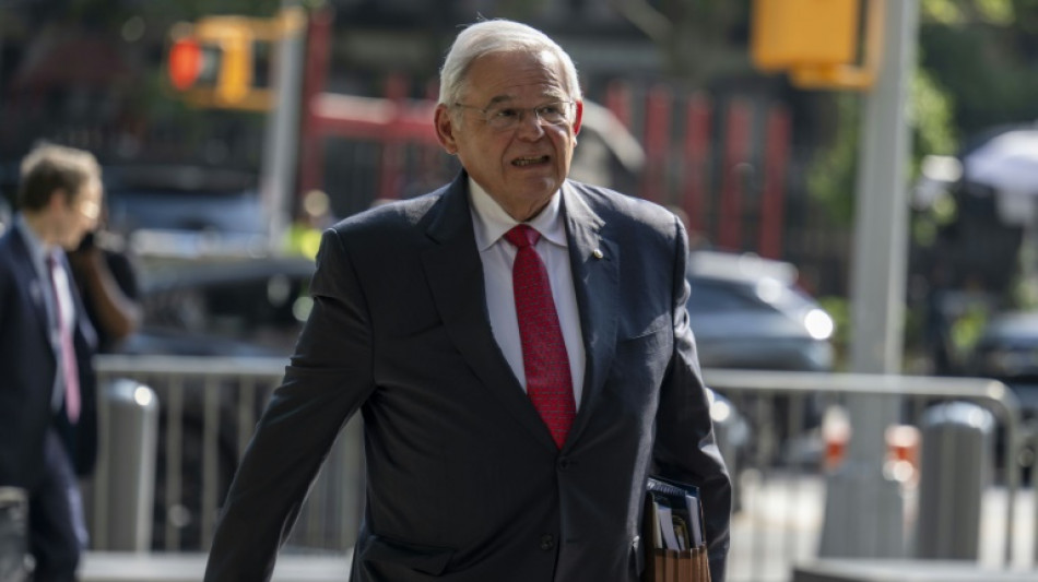 Empieza deliberaci&oacute;n de jurado en juicio por corrupci&oacute;n a senador Bob Men&eacute;ndez en EEUU