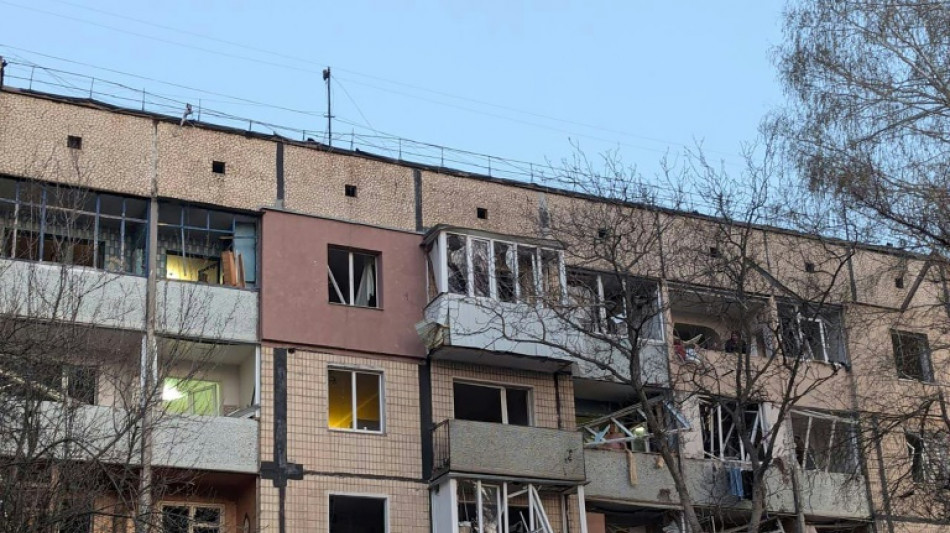 Frappe meurtrière en Ukraine : Zelensky dénonce une "faible" réaction américaine