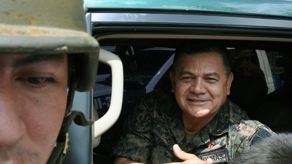Prisi&oacute;n a espera de juicio para el exgeneral que encabez&oacute; el golpe contra Zelaya en Honduras