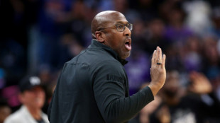 NBA: Mike Brown (Sacramento) &eacute;lu meilleur entra&icirc;neur de la saison