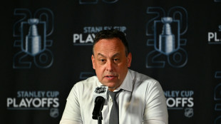 NHL: Sturm und Peterka gleichen aus