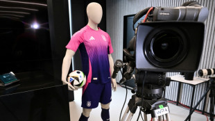 adidas von Ausr&uuml;ster-Wechsel &uuml;berrascht