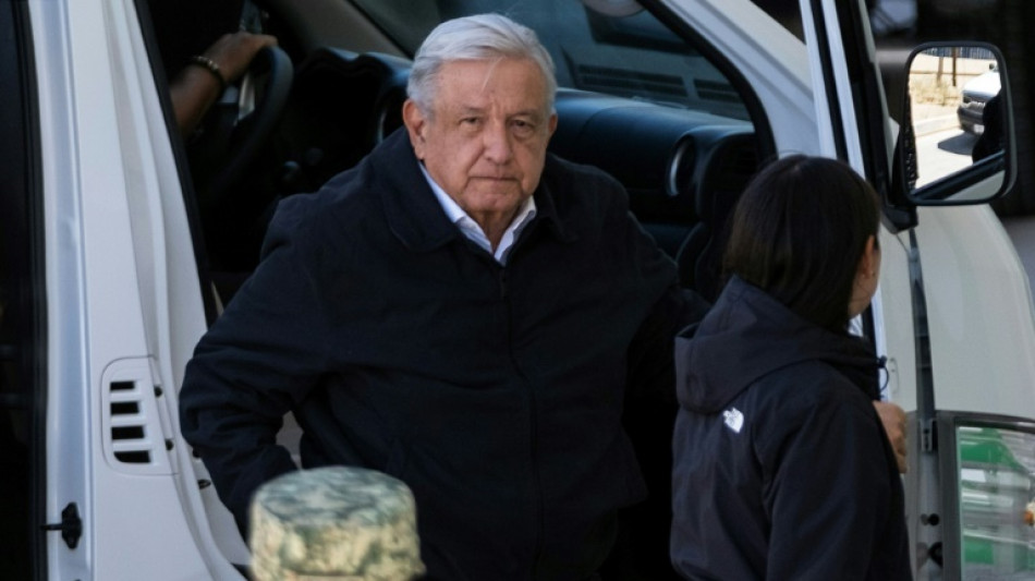 Presidente do M&eacute;xico admite que militares executaram cinco civis