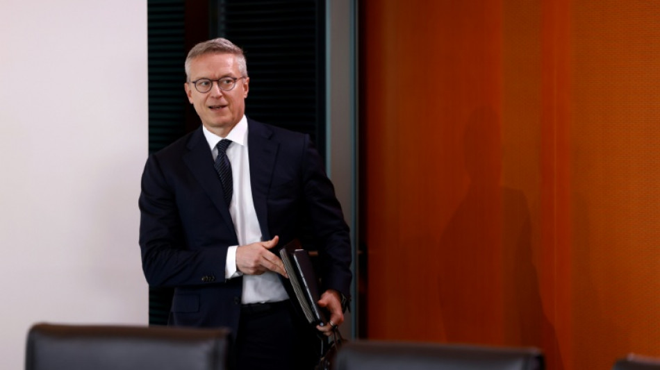 Regierung findet sich Mittwoch zu "Entlastungskabinett" zusammen