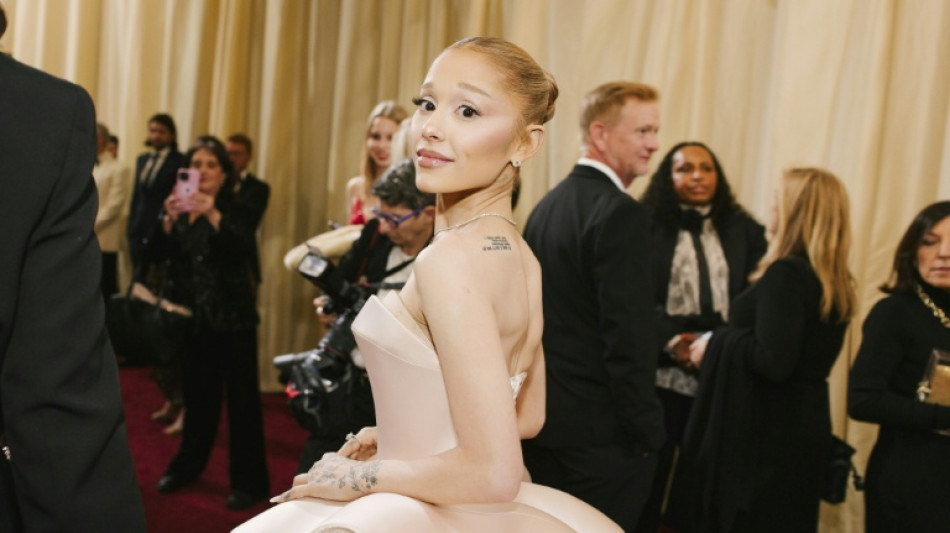 Fans mourn 'bittersweet' final Ariana Grande gig in London