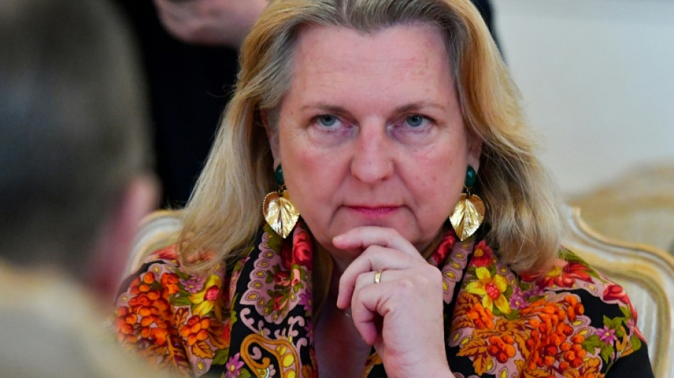 La pol&eacute;mica exministra austr&iacute;aca dice que se vio obligada a buscar asilo en Rusia
