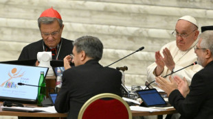 La Iglesia cat&oacute;lica deja "abierta" la cuesti&oacute;n de la ordenaci&oacute;n de las mujeres