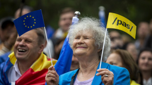 Moldavia: seggi aperti per le legislative, voto tra Ue e Russia