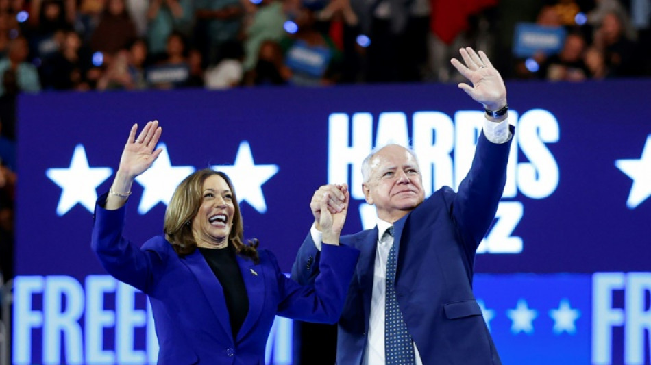 La convenci&oacute;n dem&oacute;crata recibe a Tim Walz, compa&ntilde;ero de f&oacute;rmula de Kamala Harris en EEUU