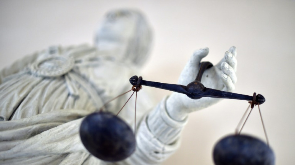 Urteil: Keine Berichterstattung &uuml;ber jede intime Beziehung von Profifu&szlig;baller
