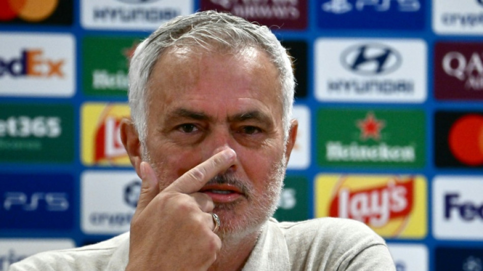 Real Madrid's Mourinho has 'trust' in referees despite complaints