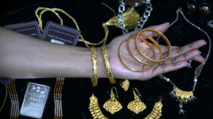 L'oro &egrave; in rialzo a 4.561,1500