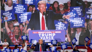 Trump insta a una represi&oacute;n policial "violenta" y Harris defiende una reforma migratoria en EEUU